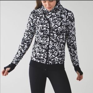 NWT lululemon cozy cuddle up jacket